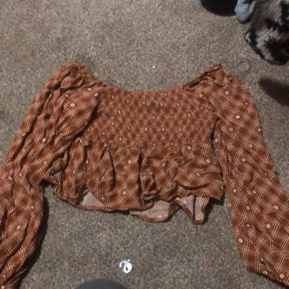 cute crop top for women - Picture 3 of 3